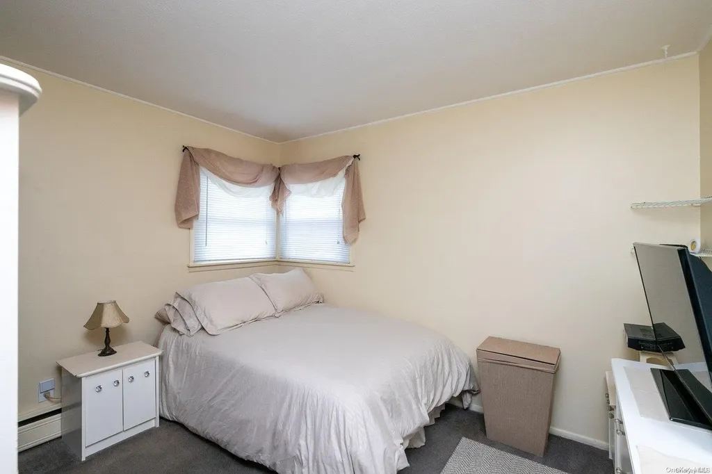 532 Alwick Avenue West Islip NY 11795