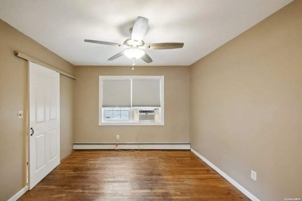 140 Pine Acres Boulevard Deer Park NY 11729