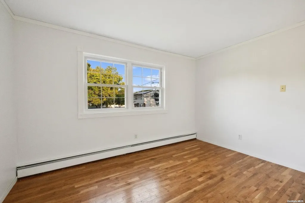 140 Pine Acres Boulevard Deer Park NY 11729