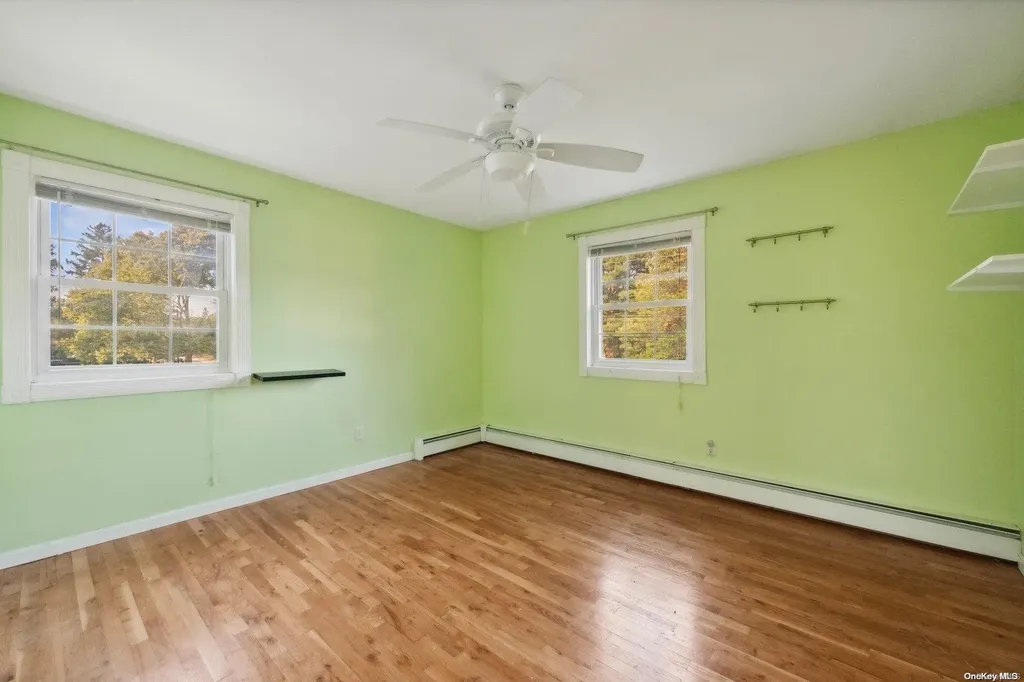 140 Pine Acres Boulevard Deer Park NY 11729