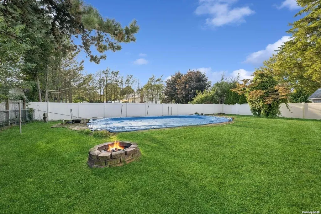 140 Pine Acres Boulevard Deer Park NY 11729