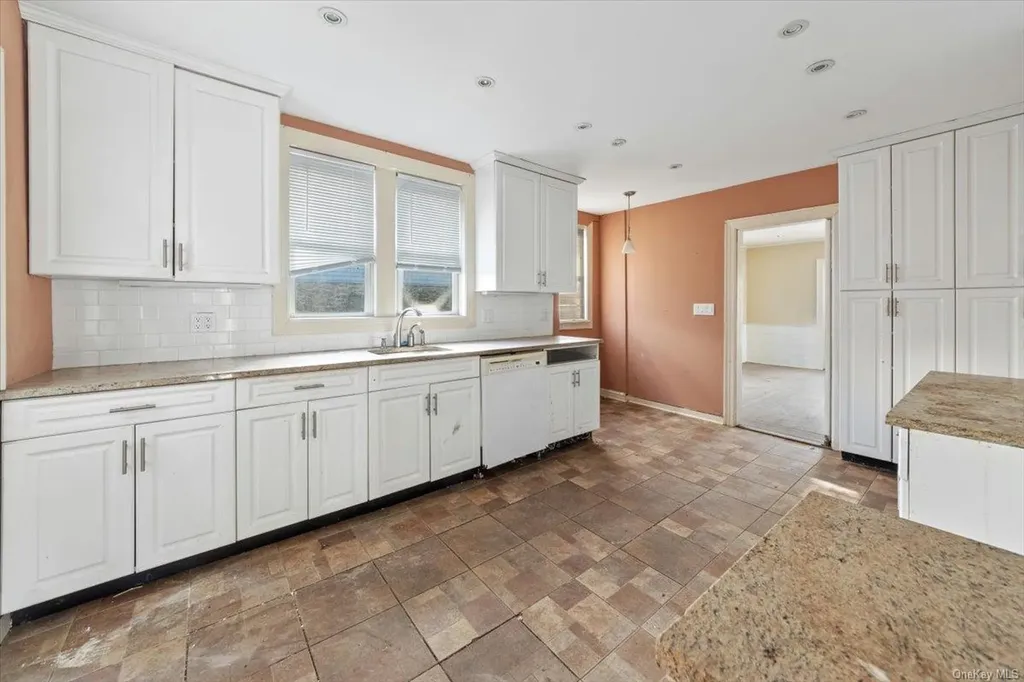 50 Edgecliff Terrace Yonkers NY 10705