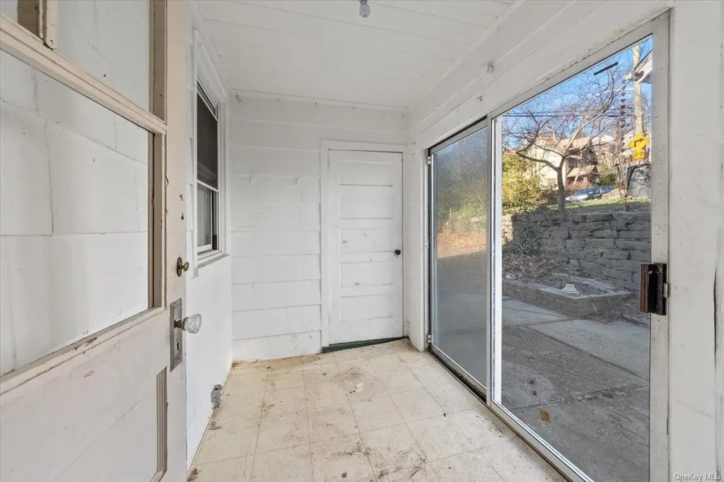 50 Edgecliff Terrace Yonkers NY 10705