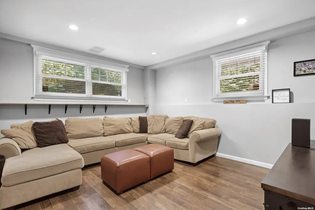 42 Beaumont Drive Melville NY 11747