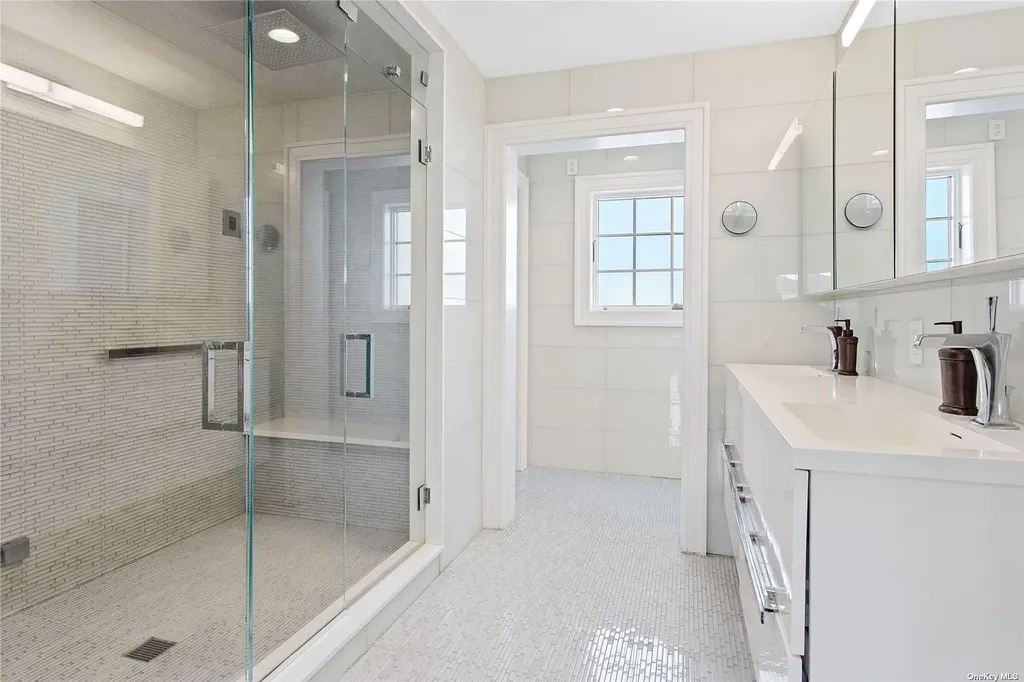 853 W Park Avenue Long Beach NY 11561
