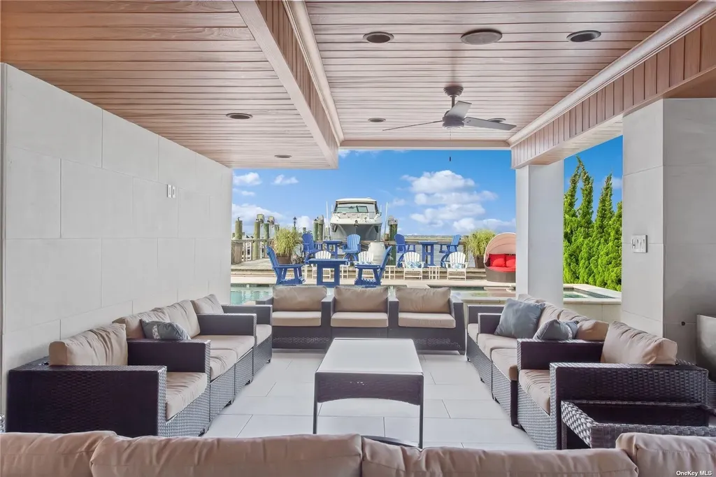 853 W Park Avenue Long Beach NY 11561