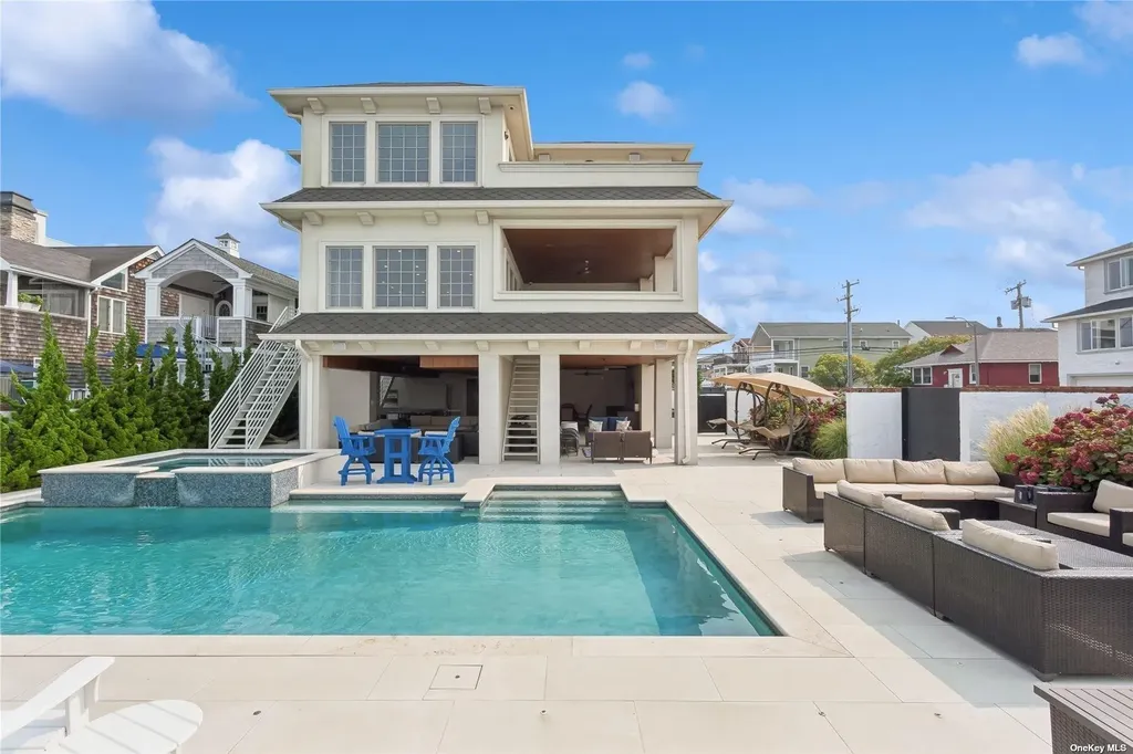 853 W Park Avenue Long Beach NY 11561