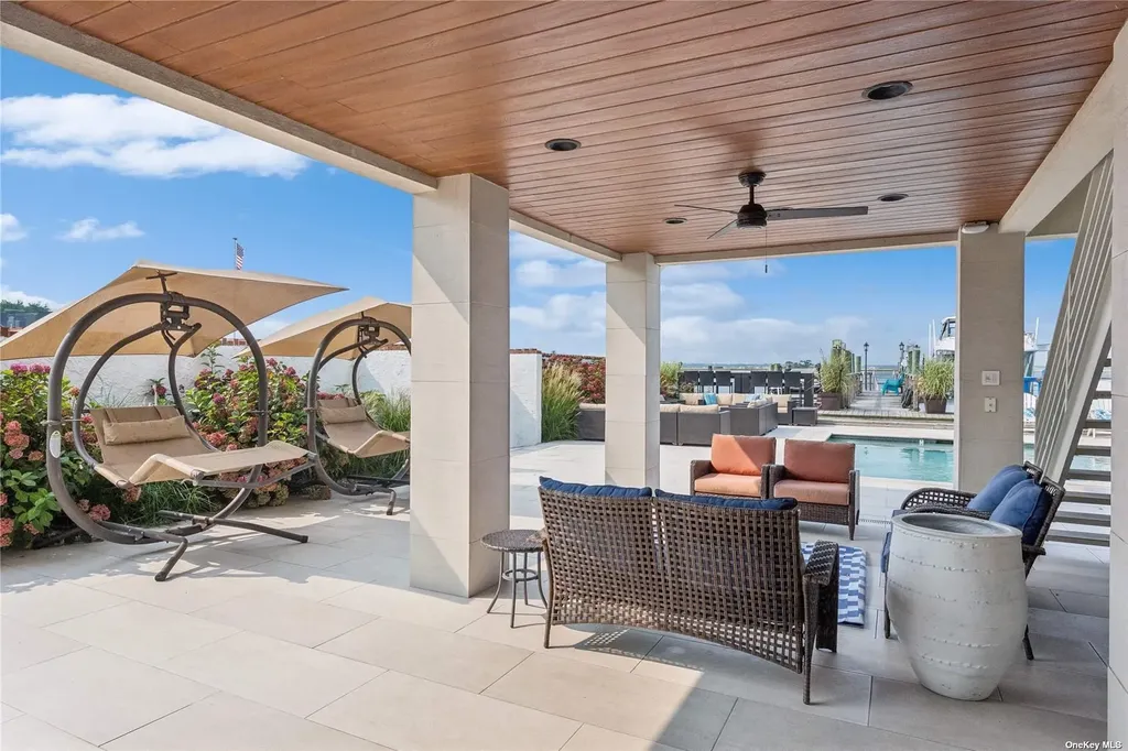 853 W Park Avenue Long Beach NY 11561