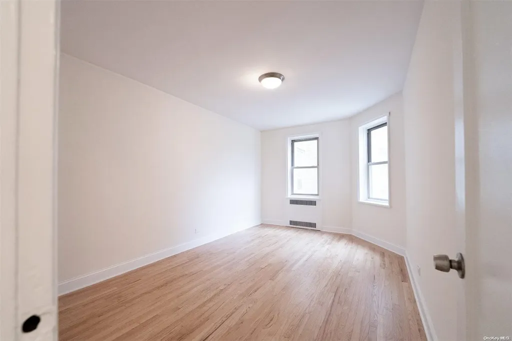 2190 Boston Road Bronx NY 10462