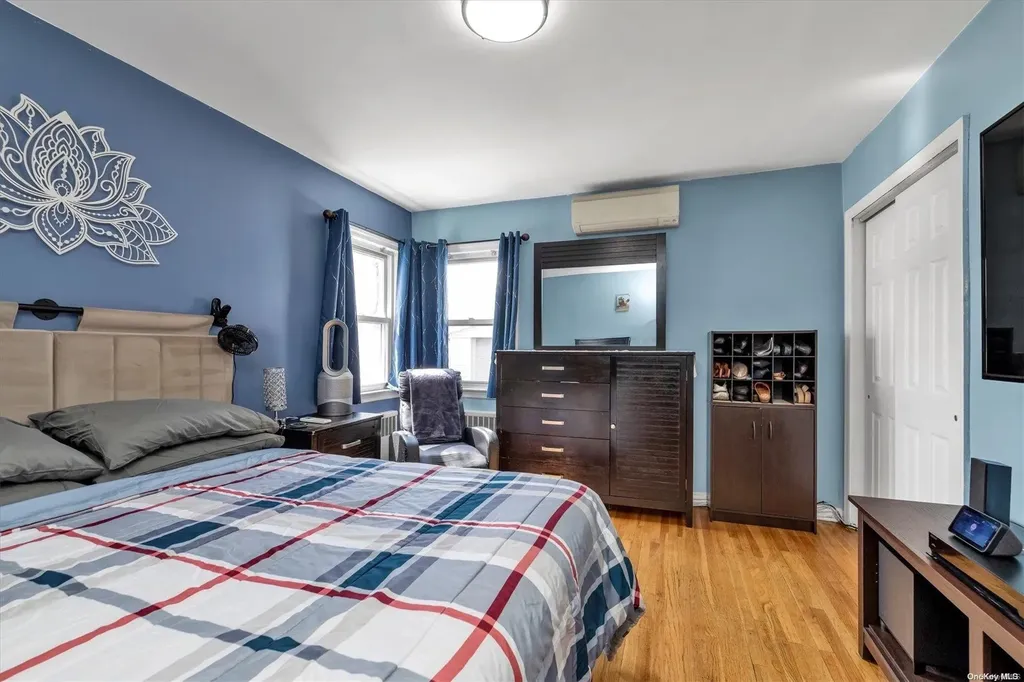 259 Mckinley Parkway Mineola NY 11501
