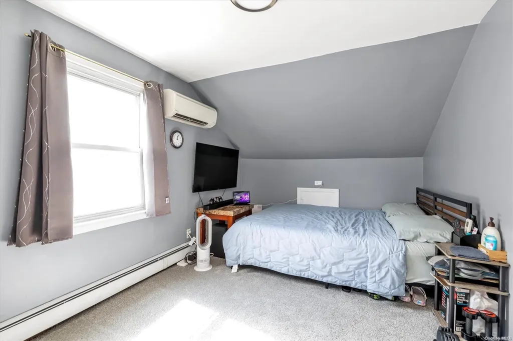 259 Mckinley Parkway Mineola NY 11501