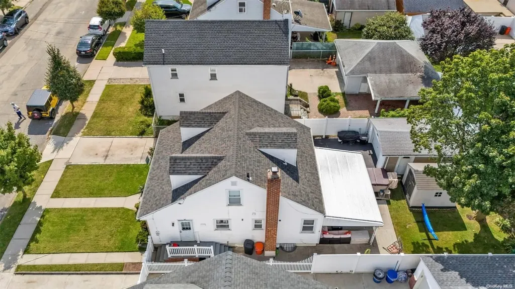 259 Mckinley Parkway Mineola NY 11501