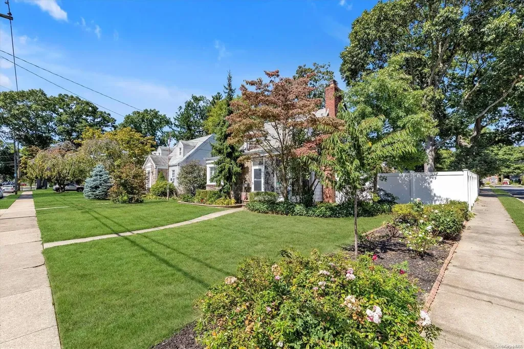565 Westminster Road North Baldwin NY 11510