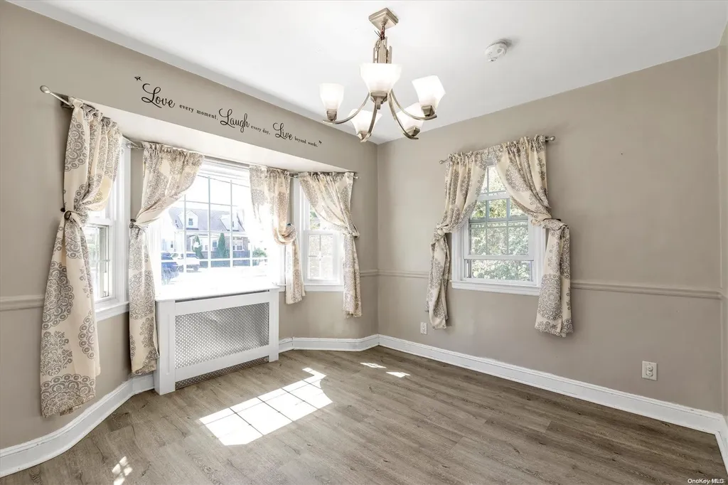 565 Westminster Road North Baldwin NY 11510