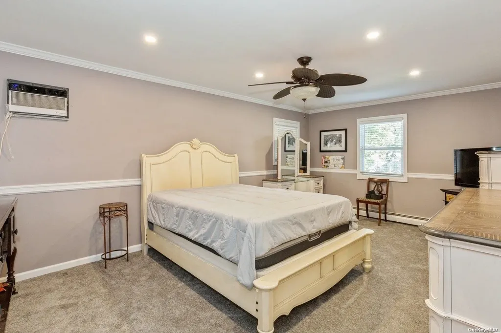 8 Chatham Woods Drive Centereach NY 11720