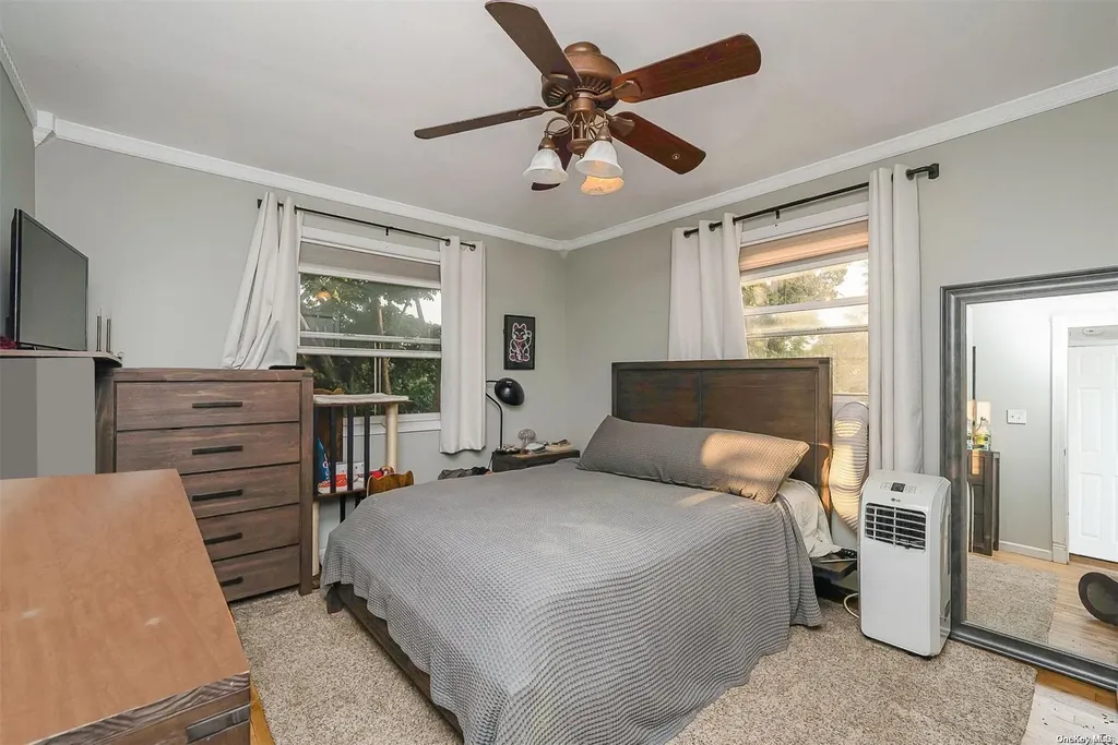 336 Lexington Avenue West Babylon NY 11704