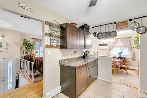 336 Lexington Avenue West Babylon NY 11704