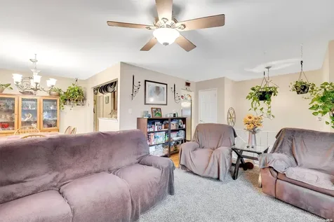 336 Lexington Avenue West Babylon NY 11704