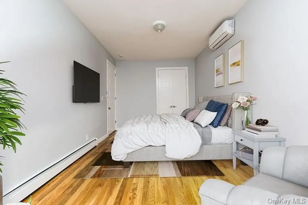 390 E 49th Street Brooklyn NY 11203