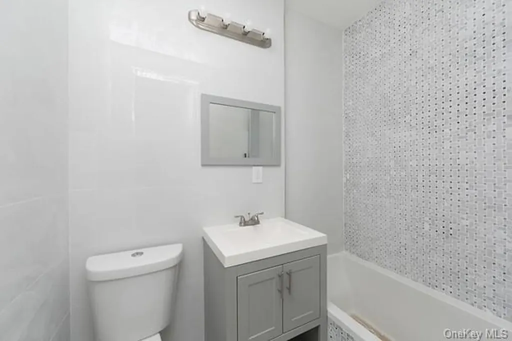 390 E 49th Street Brooklyn NY 11203