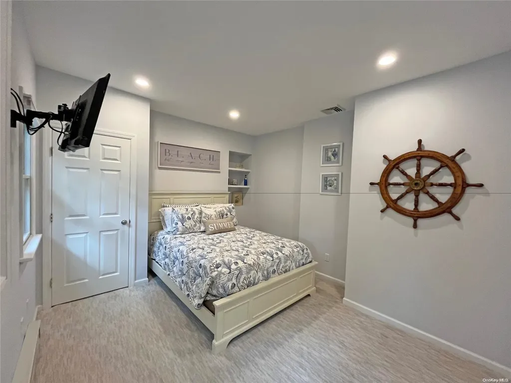61 Rogers Avenue Westhampton Beach NY 11978