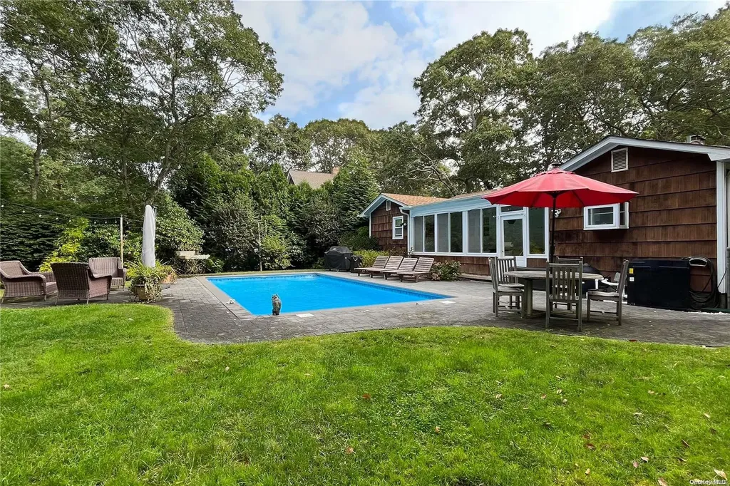 61 Rogers Avenue Westhampton Beach NY 11978