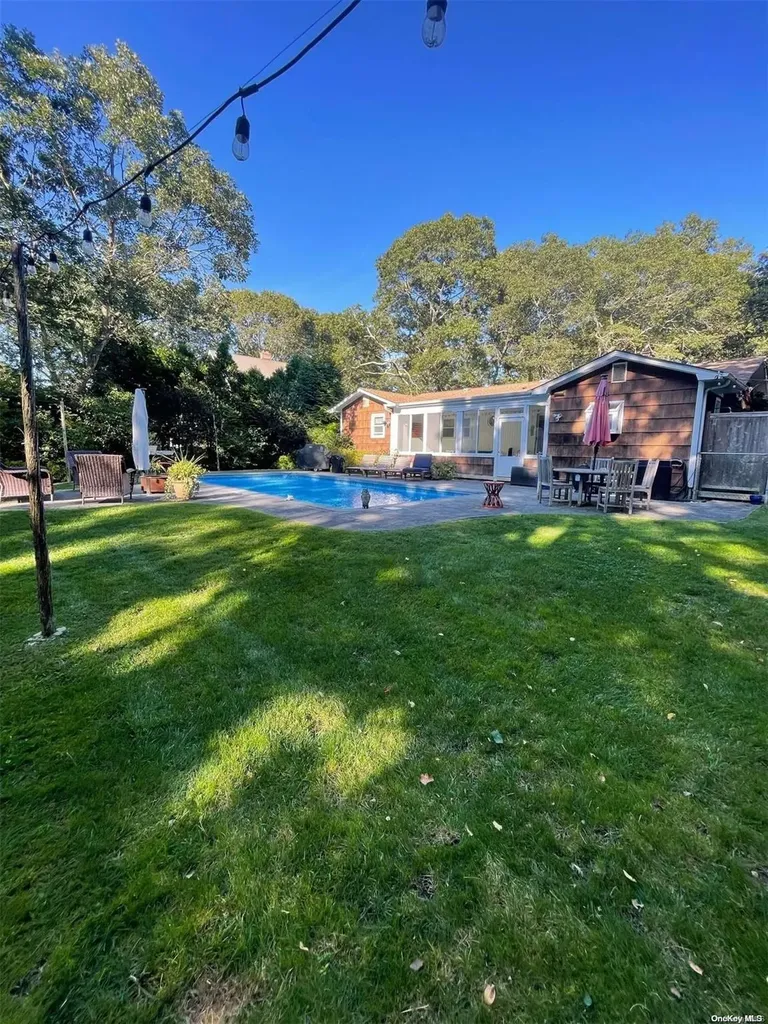 61 Rogers Avenue Westhampton Beach NY 11978