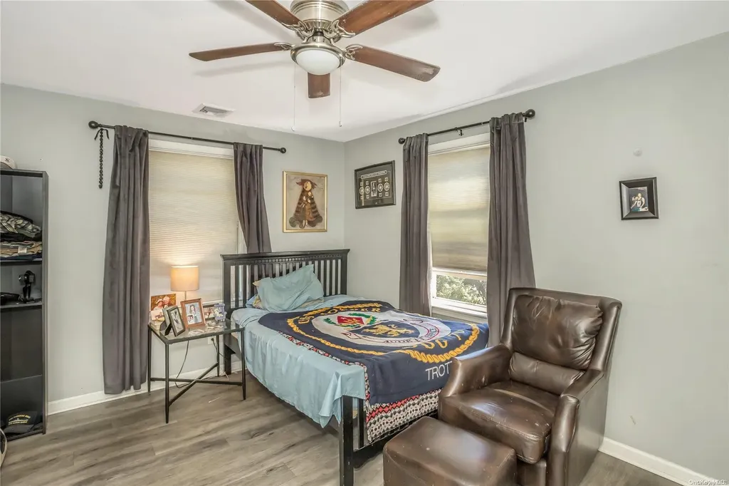 110 Herbert Street Islip NY 11751