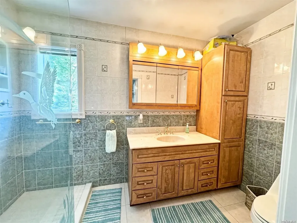 170 Connetquot Drive Oakdale NY 11769