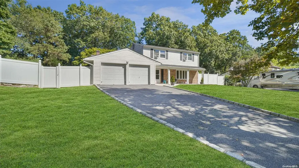116 Sequoia Drive Coram NY 11727