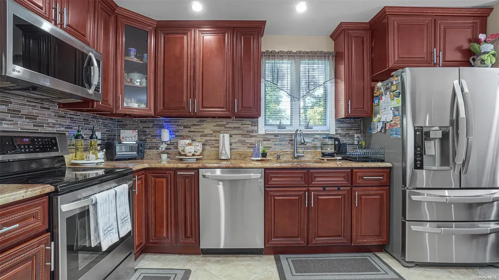 116 Sequoia Drive Coram NY 11727