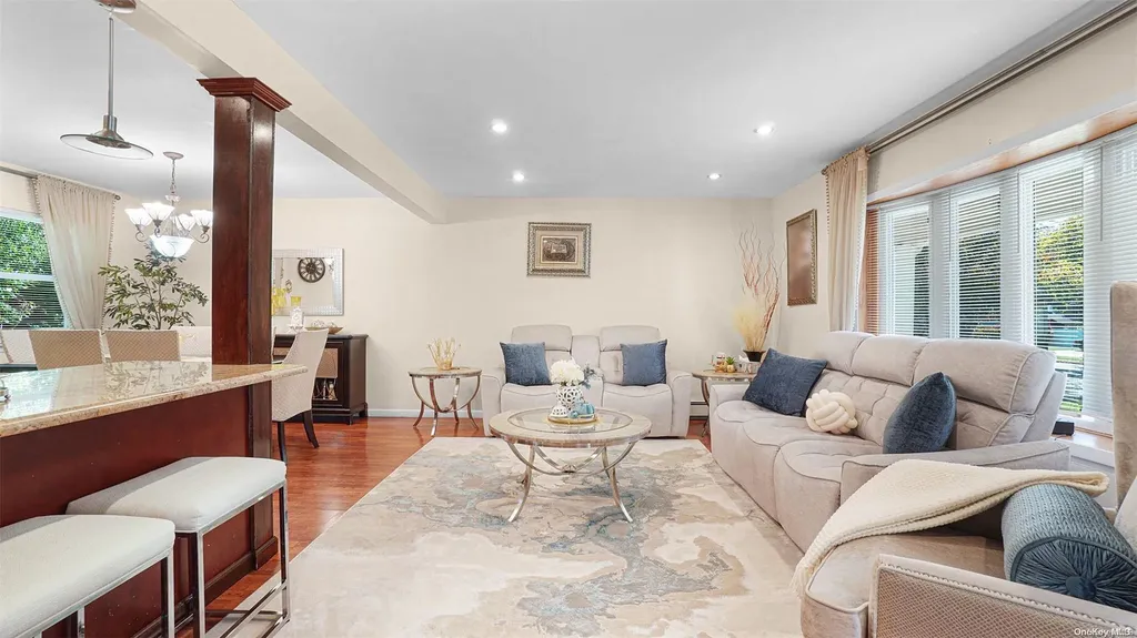 116 Sequoia Drive Coram NY 11727