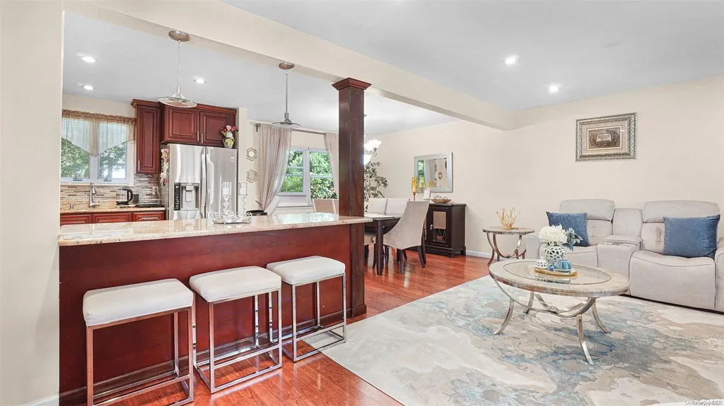 116 Sequoia Drive Coram NY 11727