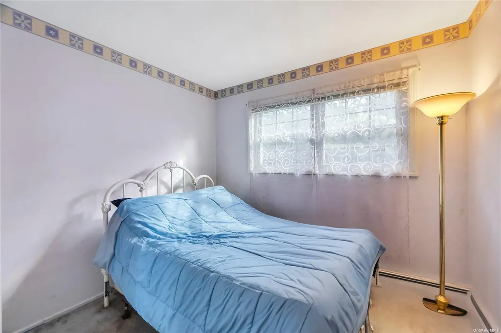 485 Lakeway Drive West Babylon NY 11704