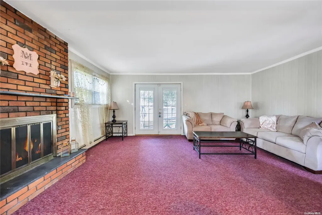 485 Lakeway Drive West Babylon NY 11704