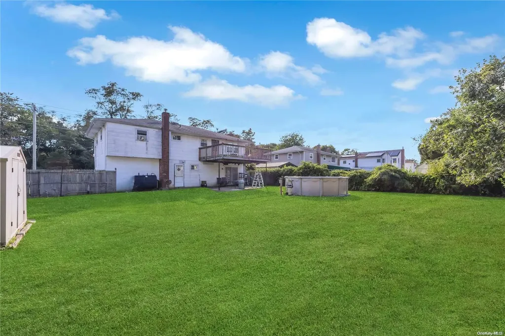 485 Lakeway Drive West Babylon NY 11704