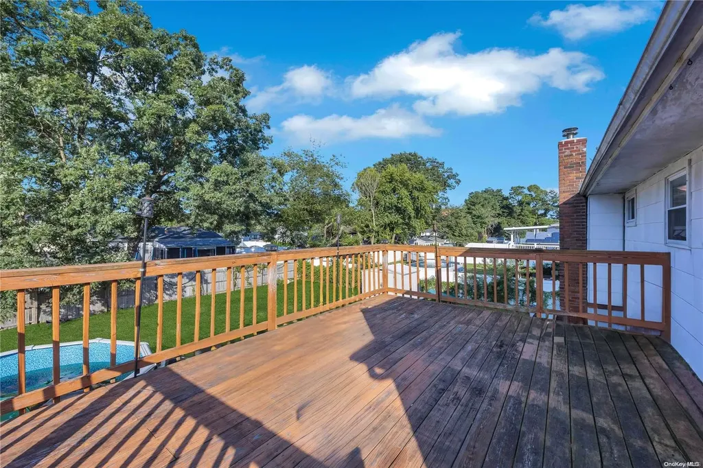 485 Lakeway Drive West Babylon NY 11704