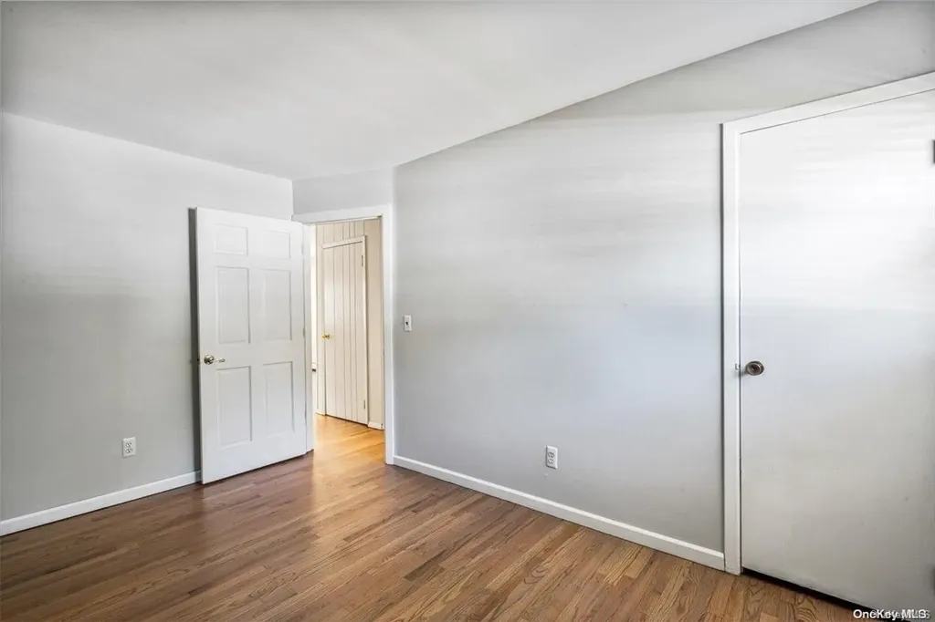 15 Vine Street Centereach NY 11720