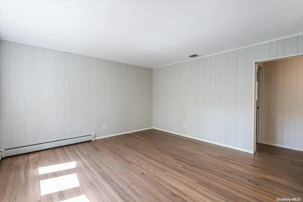 15 Vine Street Centereach NY 11720