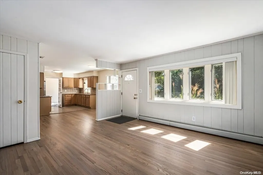 15 Vine Street Centereach NY 11720