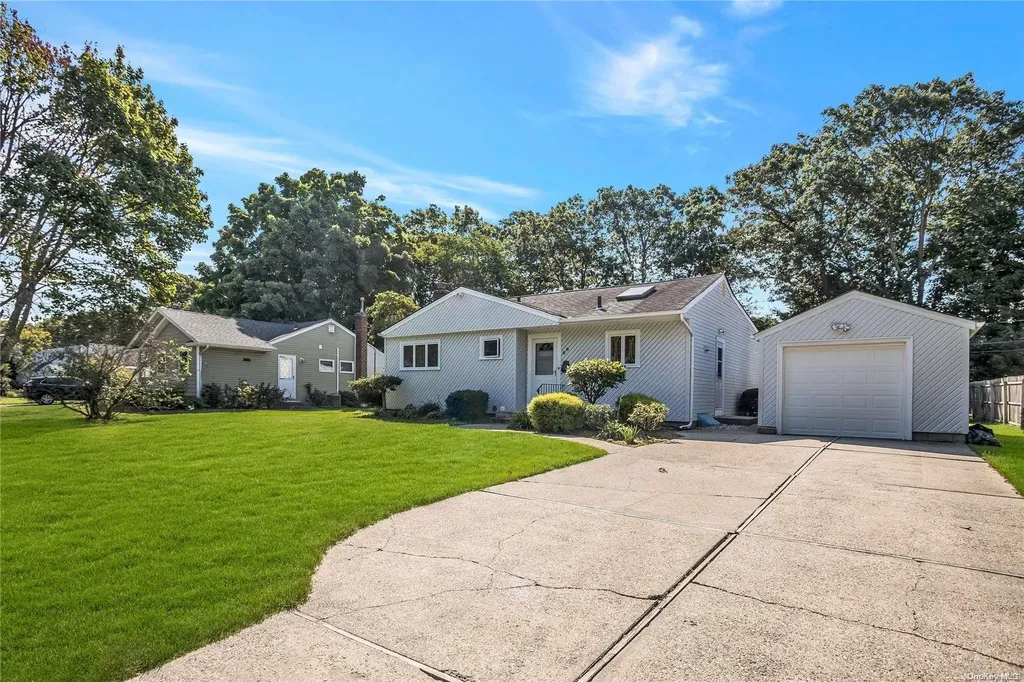 66 Shirley Court Commack NY 11725