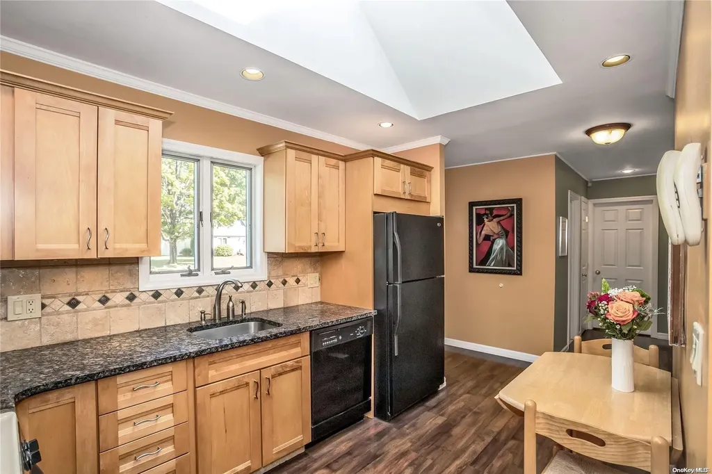 66 Shirley Court Commack NY 11725