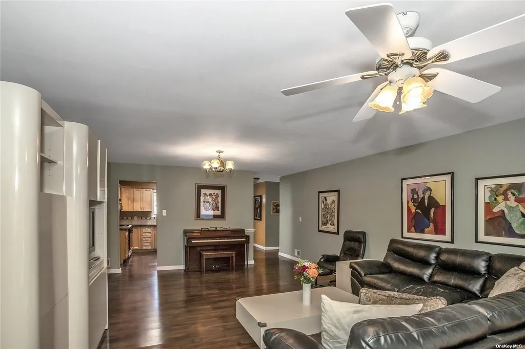 66 Shirley Court Commack NY 11725
