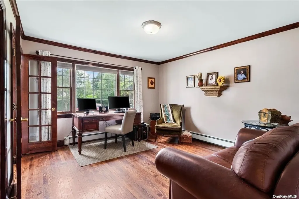 4 Flo Drive Syosset NY 11791