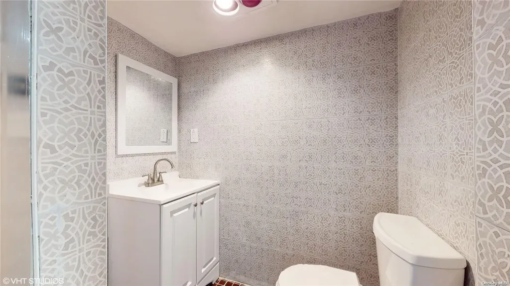 2 Justin Avenue Dix Hills NY 11746