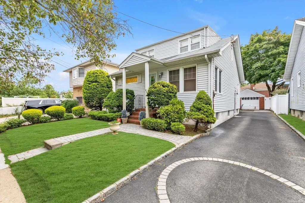 455 Rockaway Parkway Valley Stream NY 11580