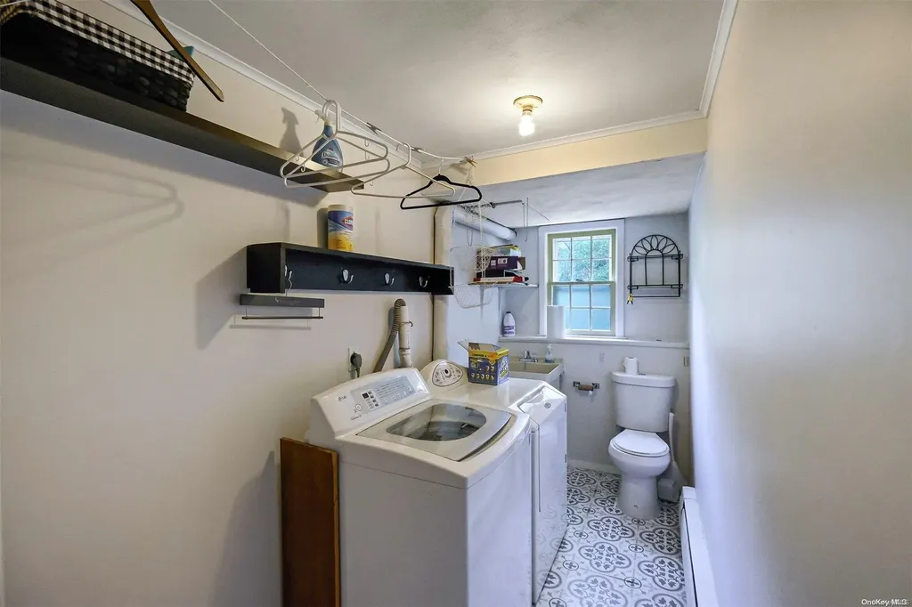 137 Quaker Path Setauket NY 11733