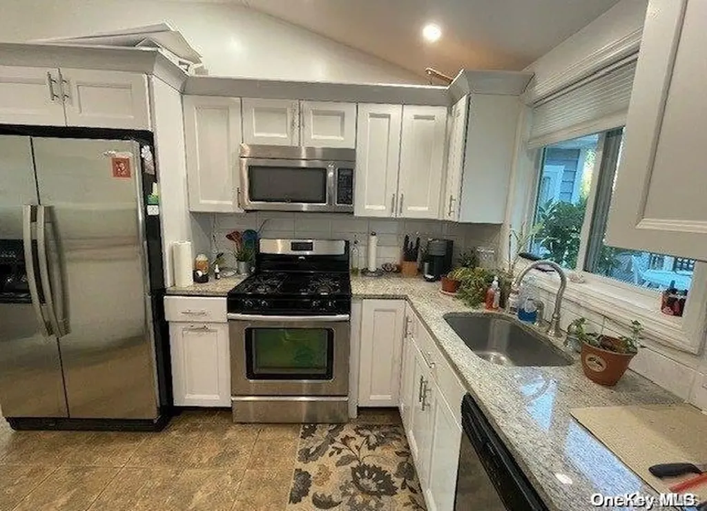533 S Ocean Avenue Patchogue NY 11772