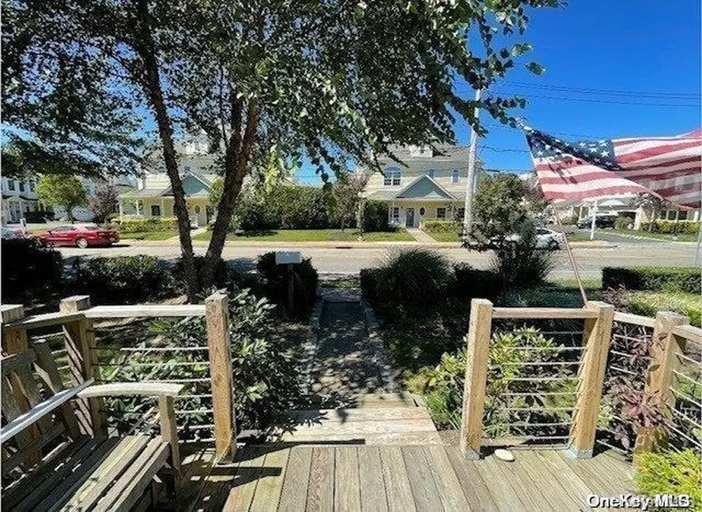 533 S Ocean Avenue Patchogue NY 11772