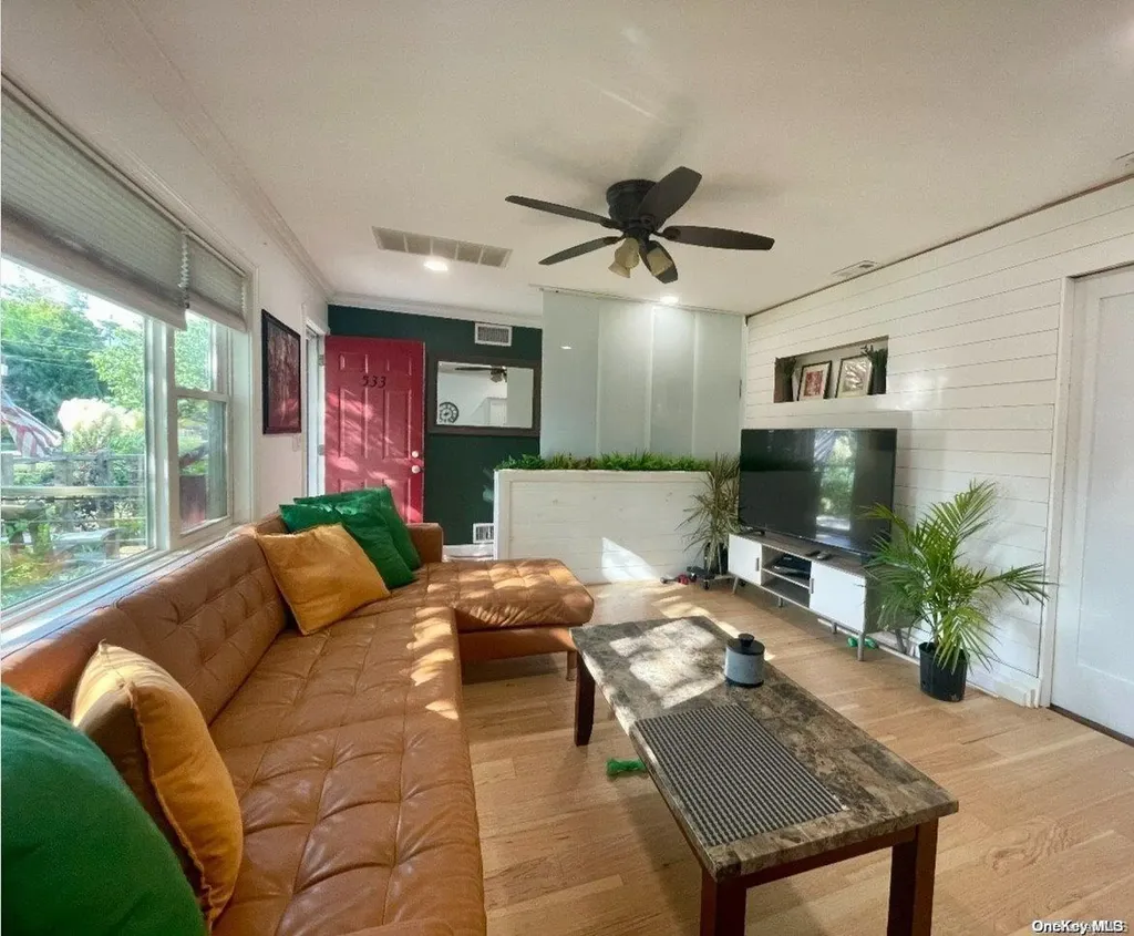 533 S Ocean Avenue Patchogue NY 11772
